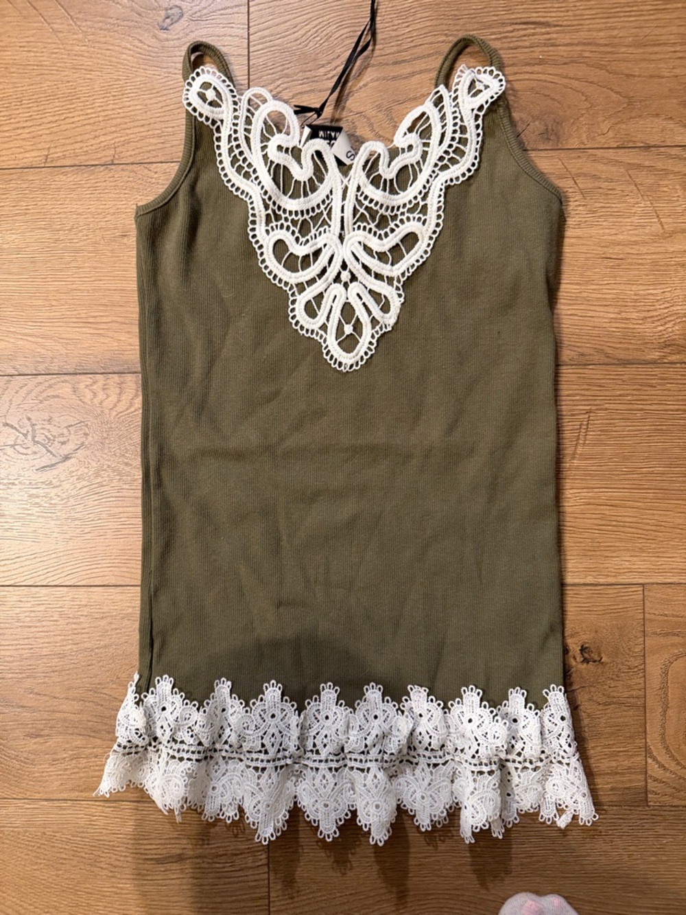 Italian Lace-Trim Olive Tank Top with White Applique